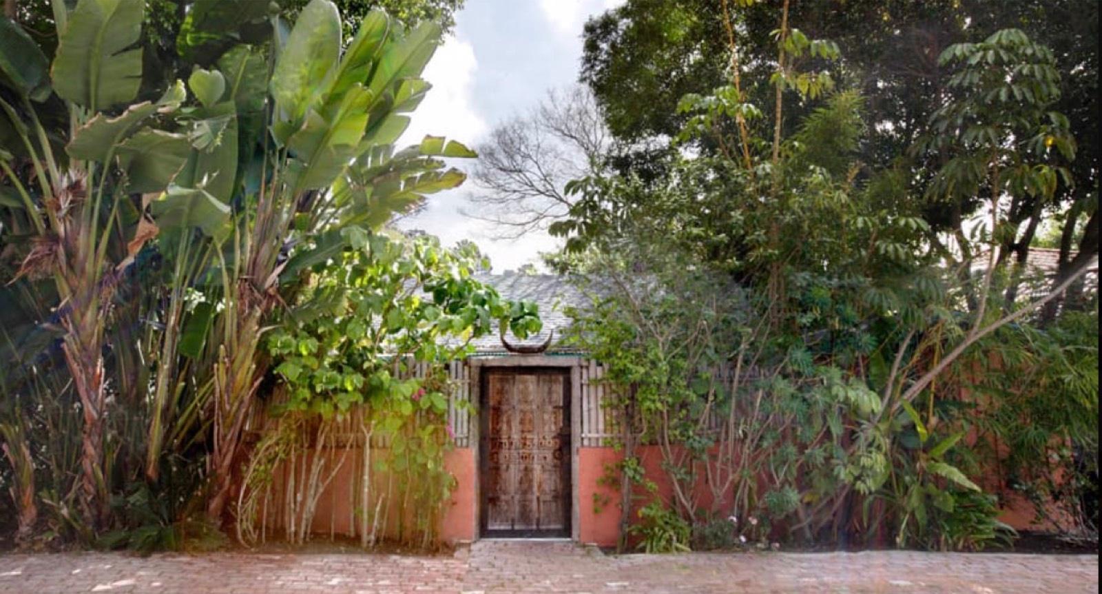 Tropical Hollywood House — photo 10