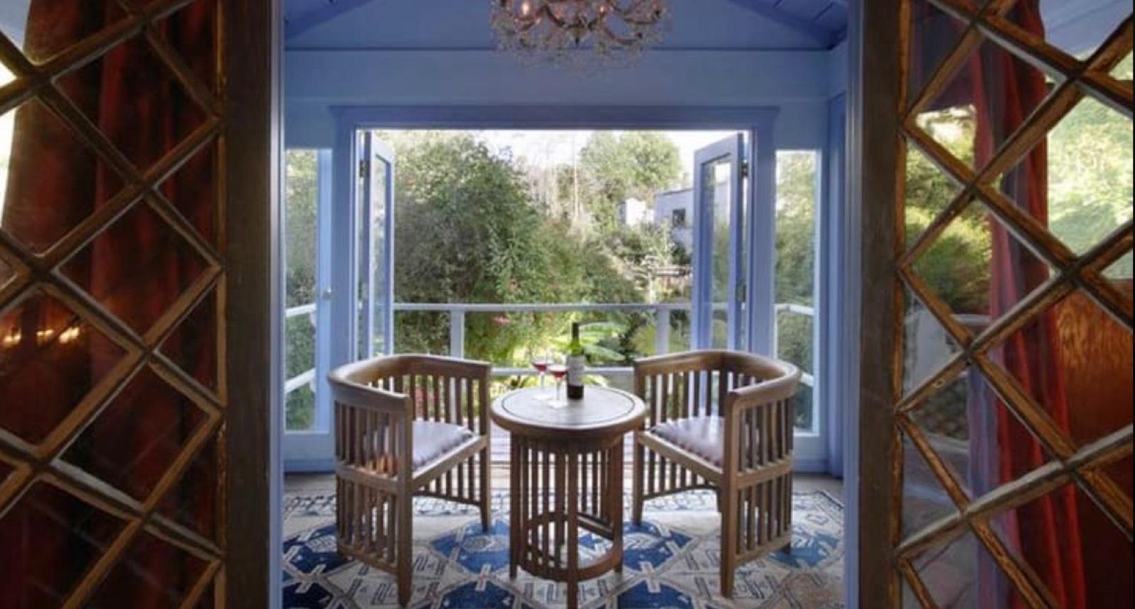 Tropical Hollywood House — photo 9