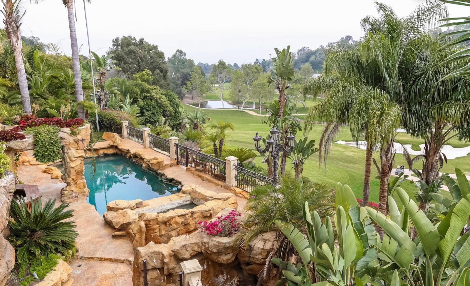 Tropical Mansion — photo 9