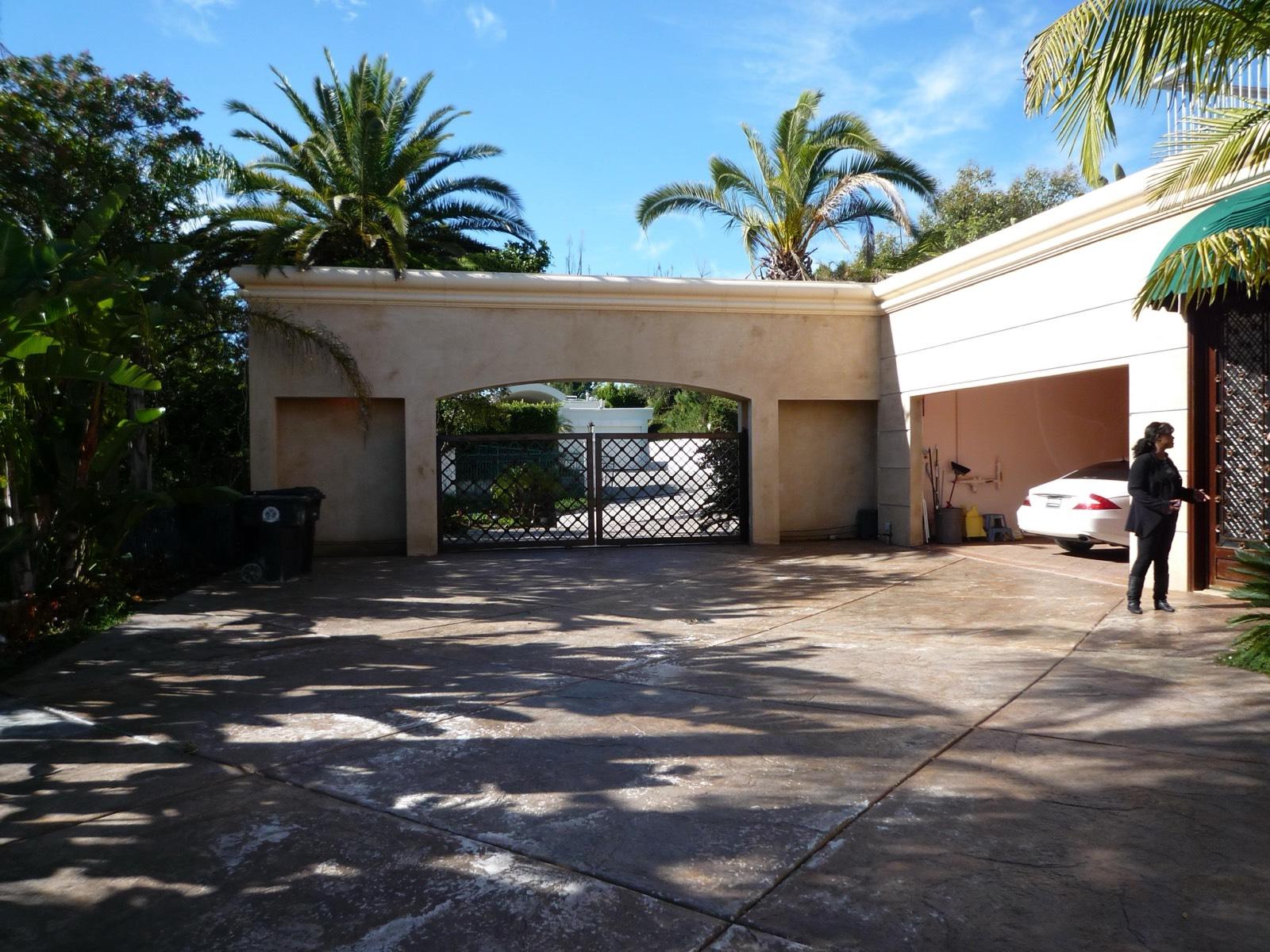 Trousdale Estate House — photo 3