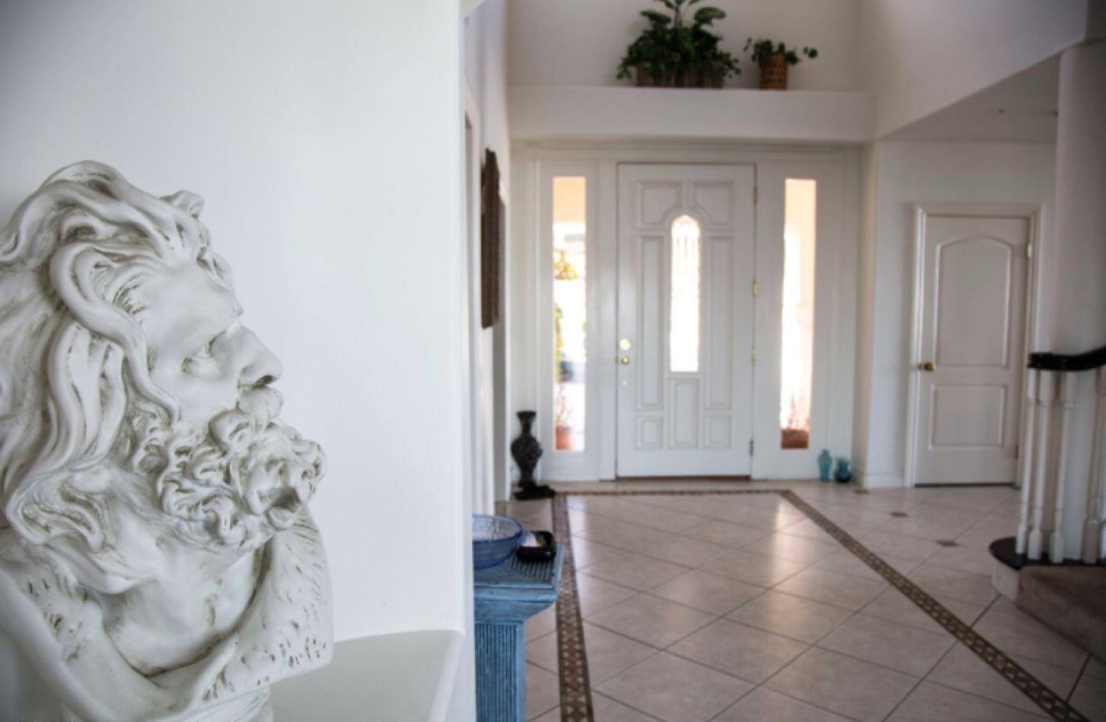 T's Newbury Park house — photo 9