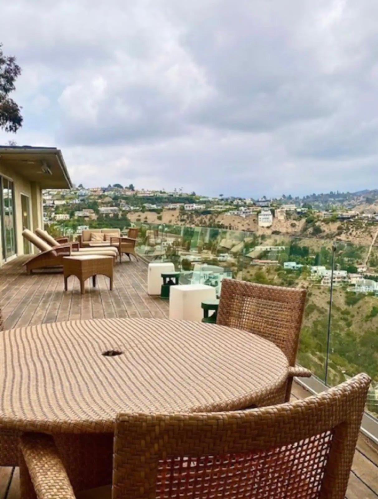 T's Tranquil View Home — photo 9