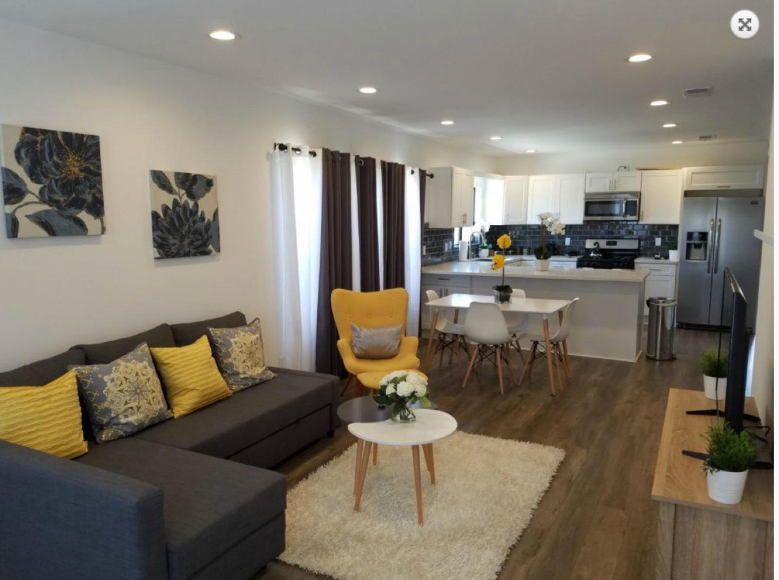 Two Apartments De Longpre — photo 10