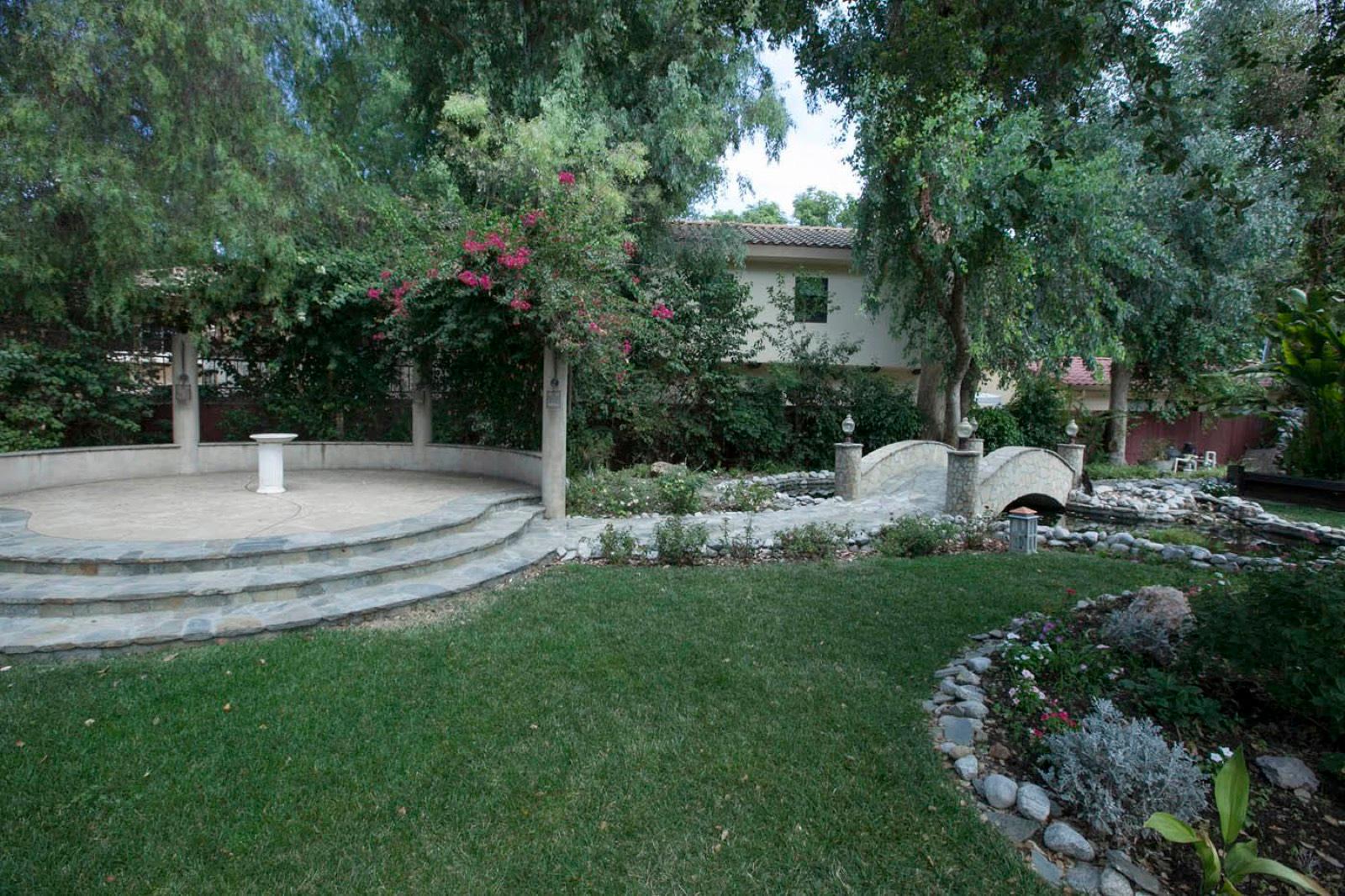 Two Properties House — photo 6