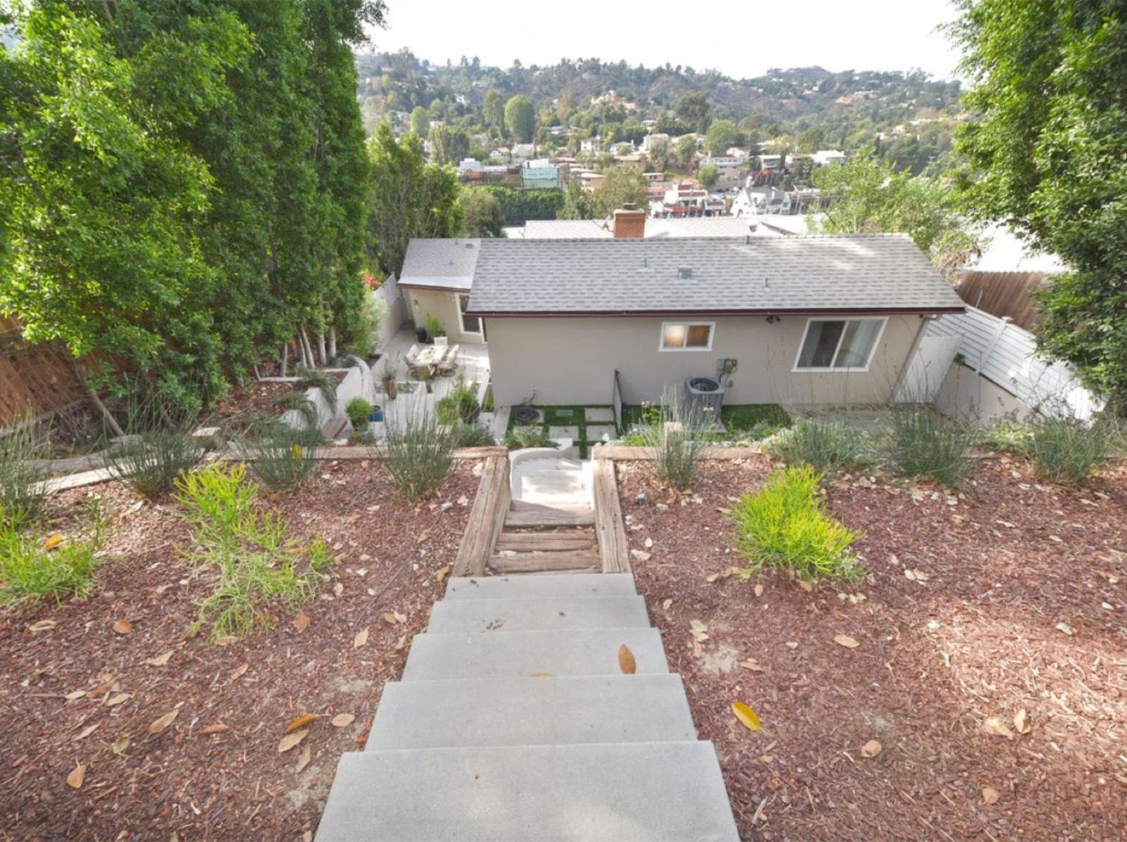 Universal Mod House — photo 8