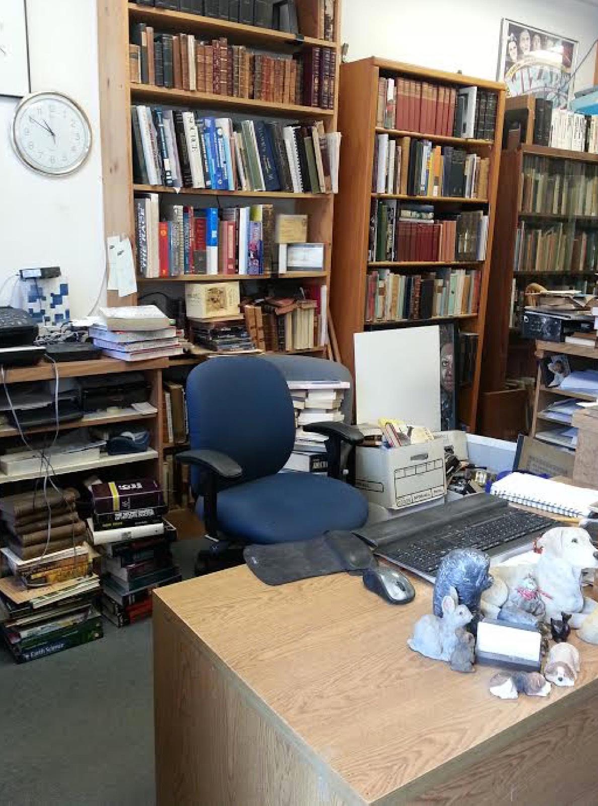 Valley Bookstore — photo 3