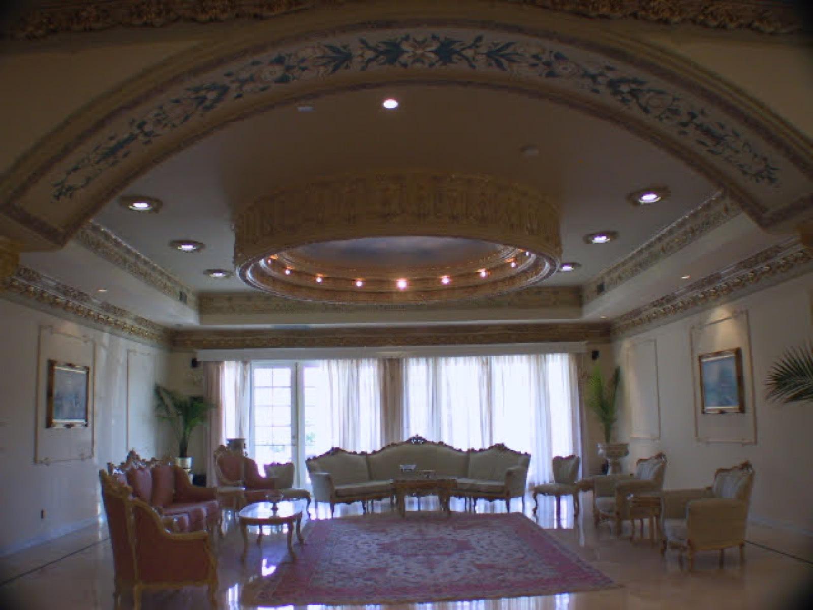 Valley Huge Mansion — photo 1