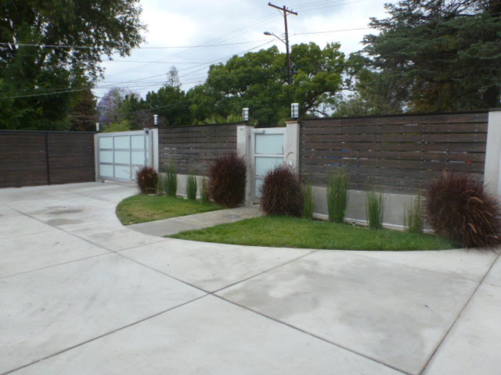 Valley Village House — photo 3