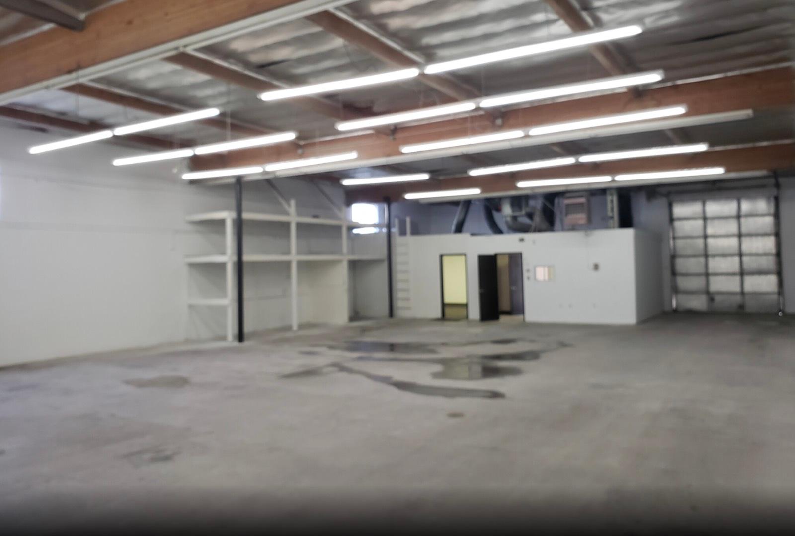 Valley warehouse 2 — photo 9