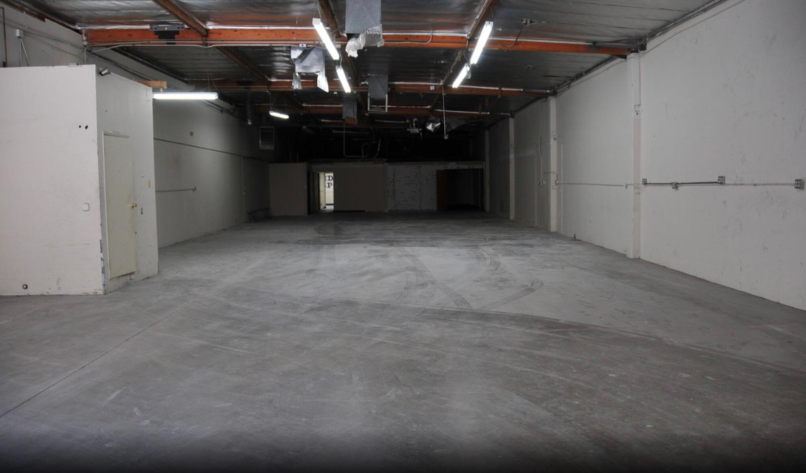 Valley Warehouse 3 — photo 3