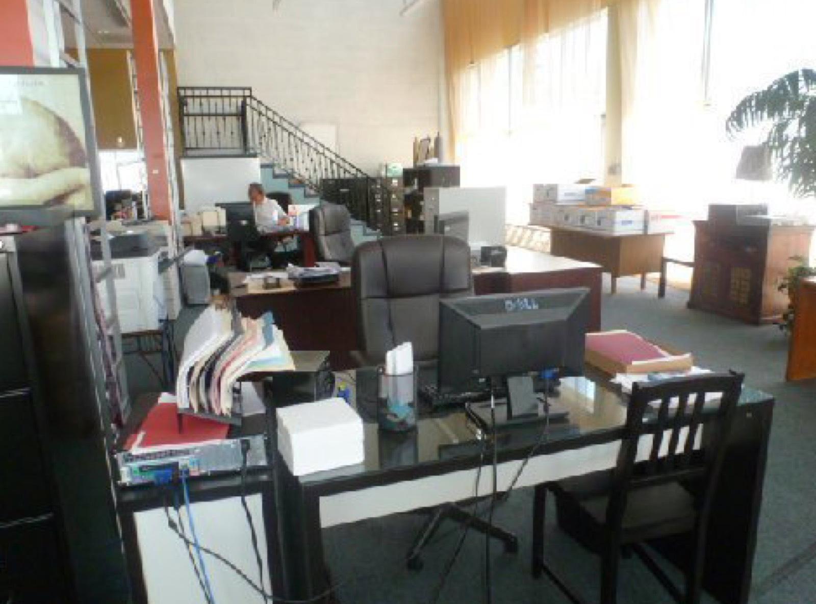 Van Nuys Offices — photo 4