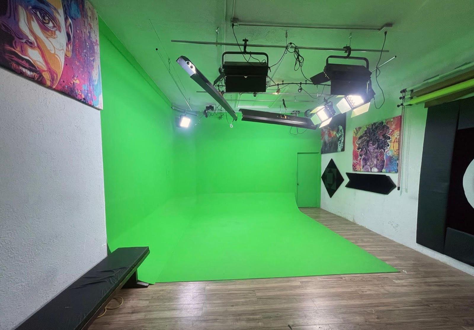 VC Quaint Green Studio — photo 3