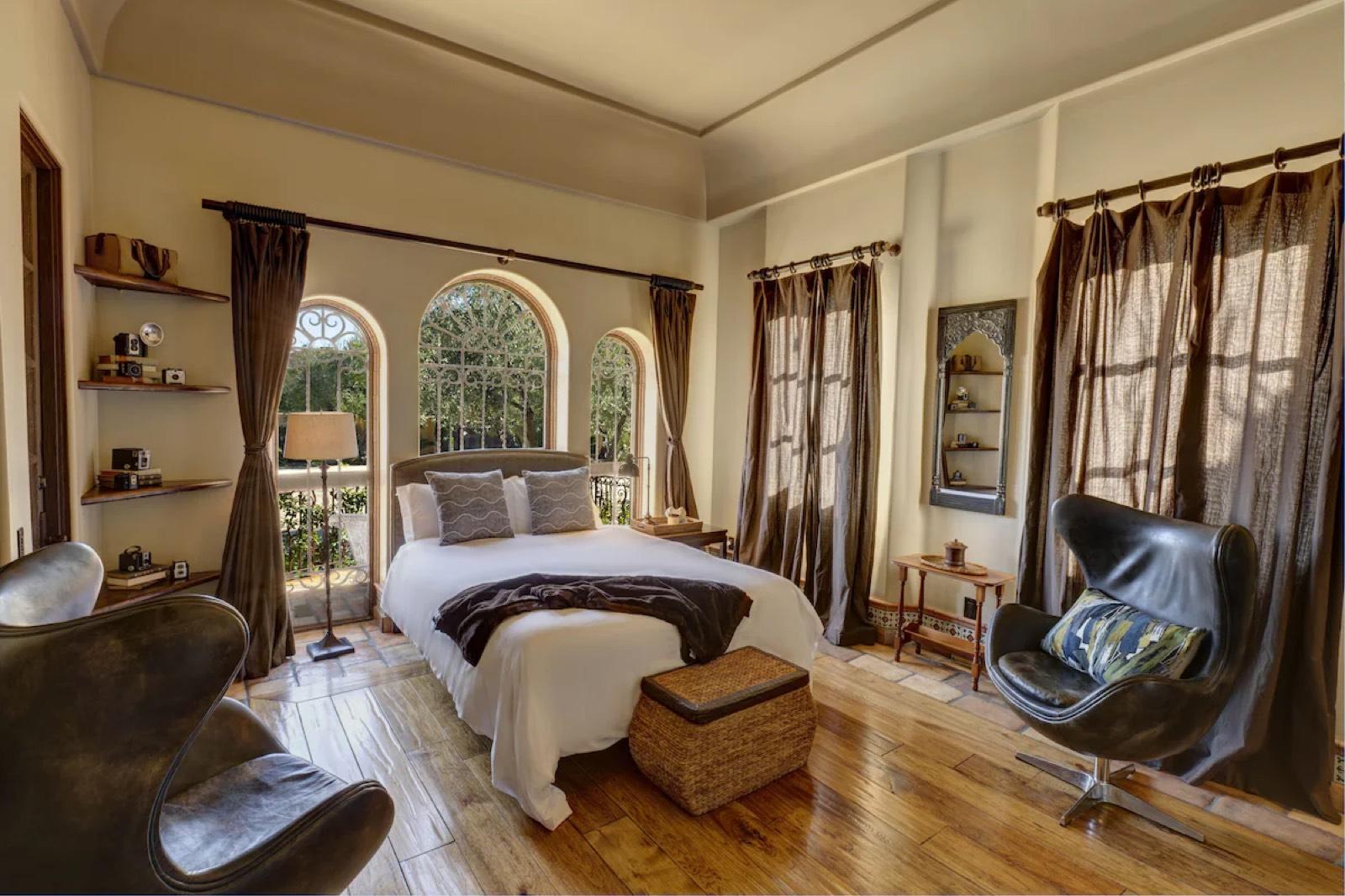 Villa Mansion in Thousand O — photo 6