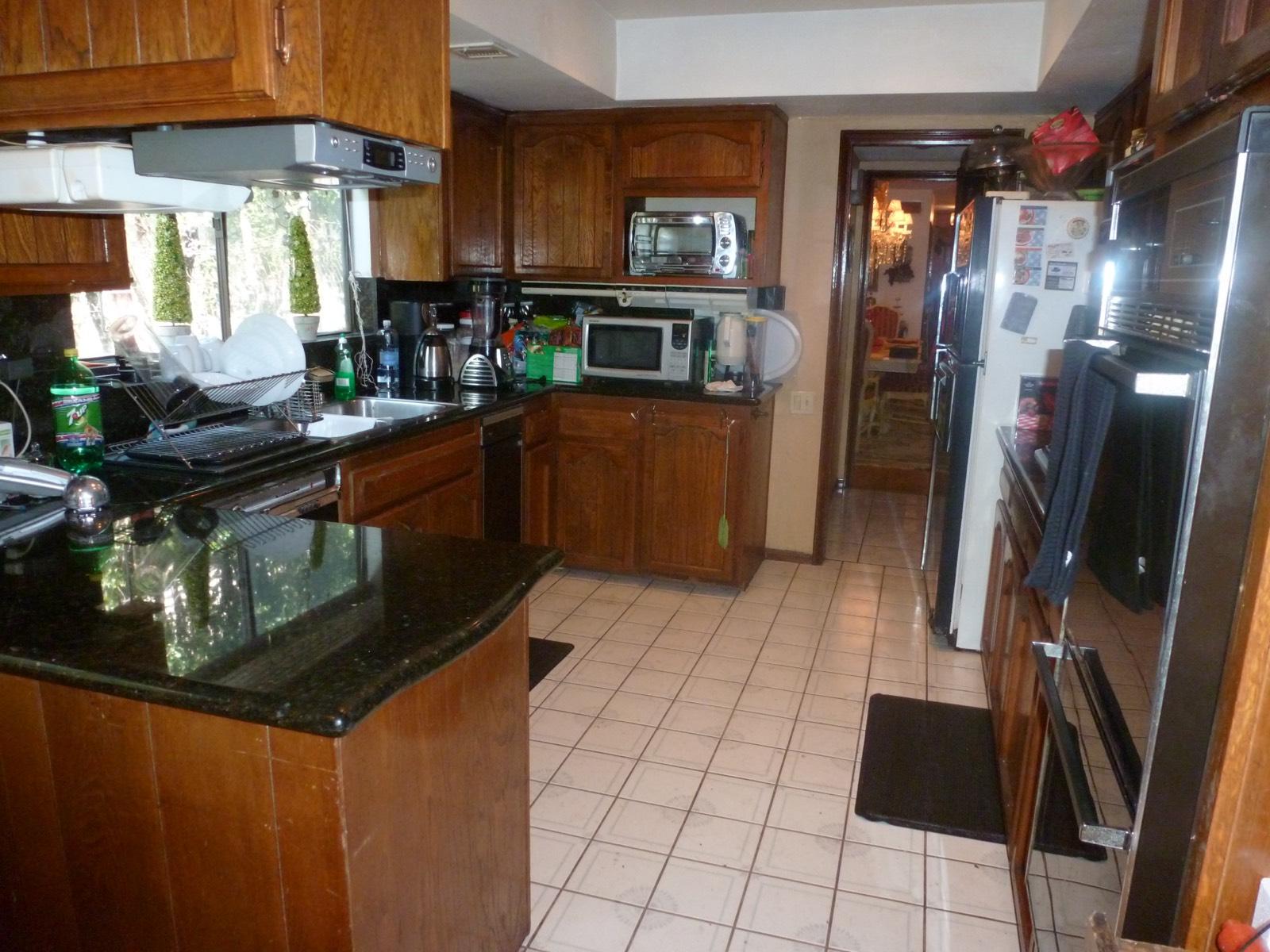 Violet Toluca Lake — photo 9
