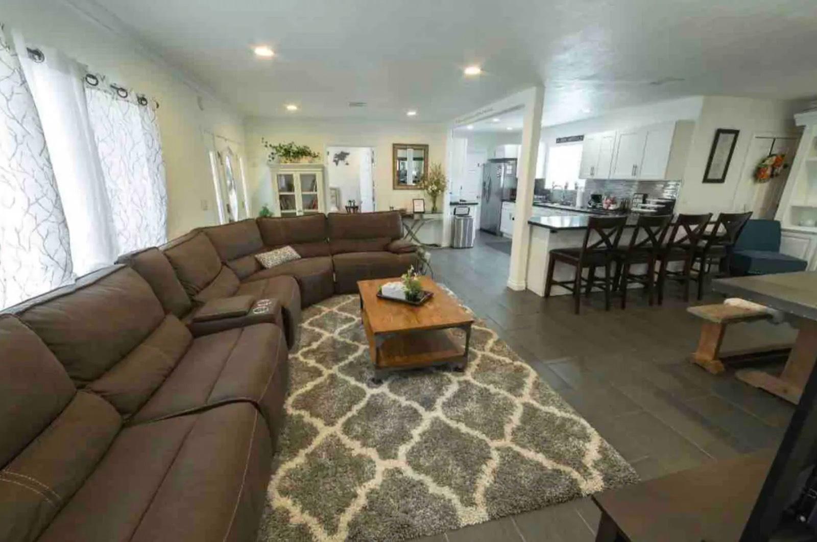 V's Peaceful Valley Home — photo 4