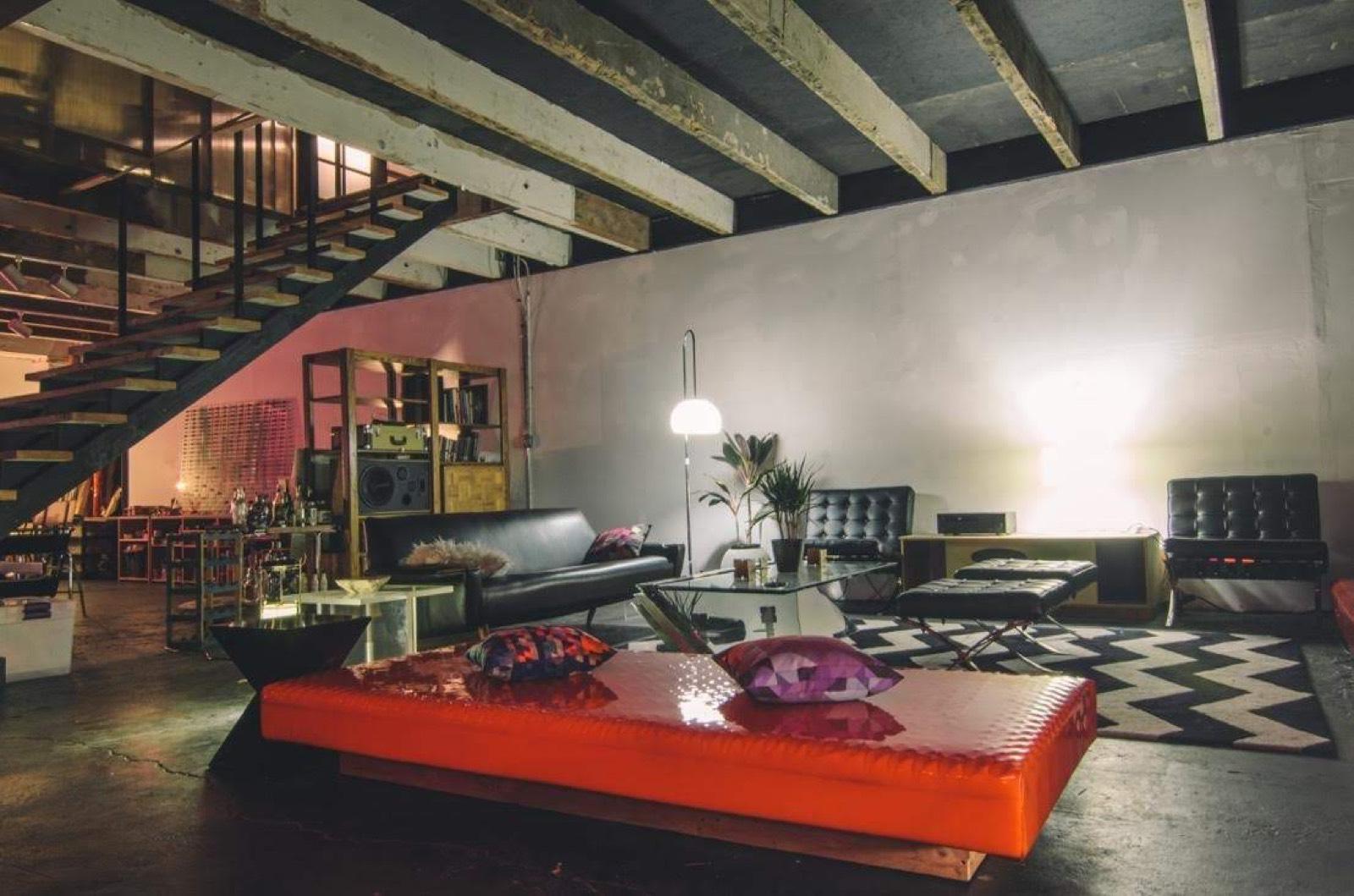 V's Warehouse — photo 7