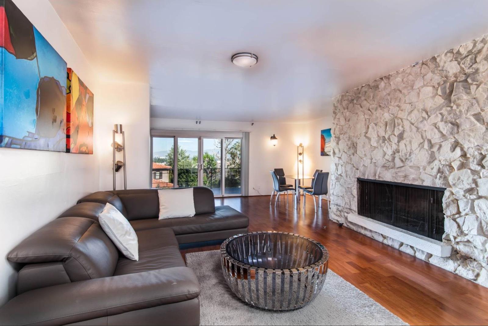 Walters Sherman Oaks — photo 8