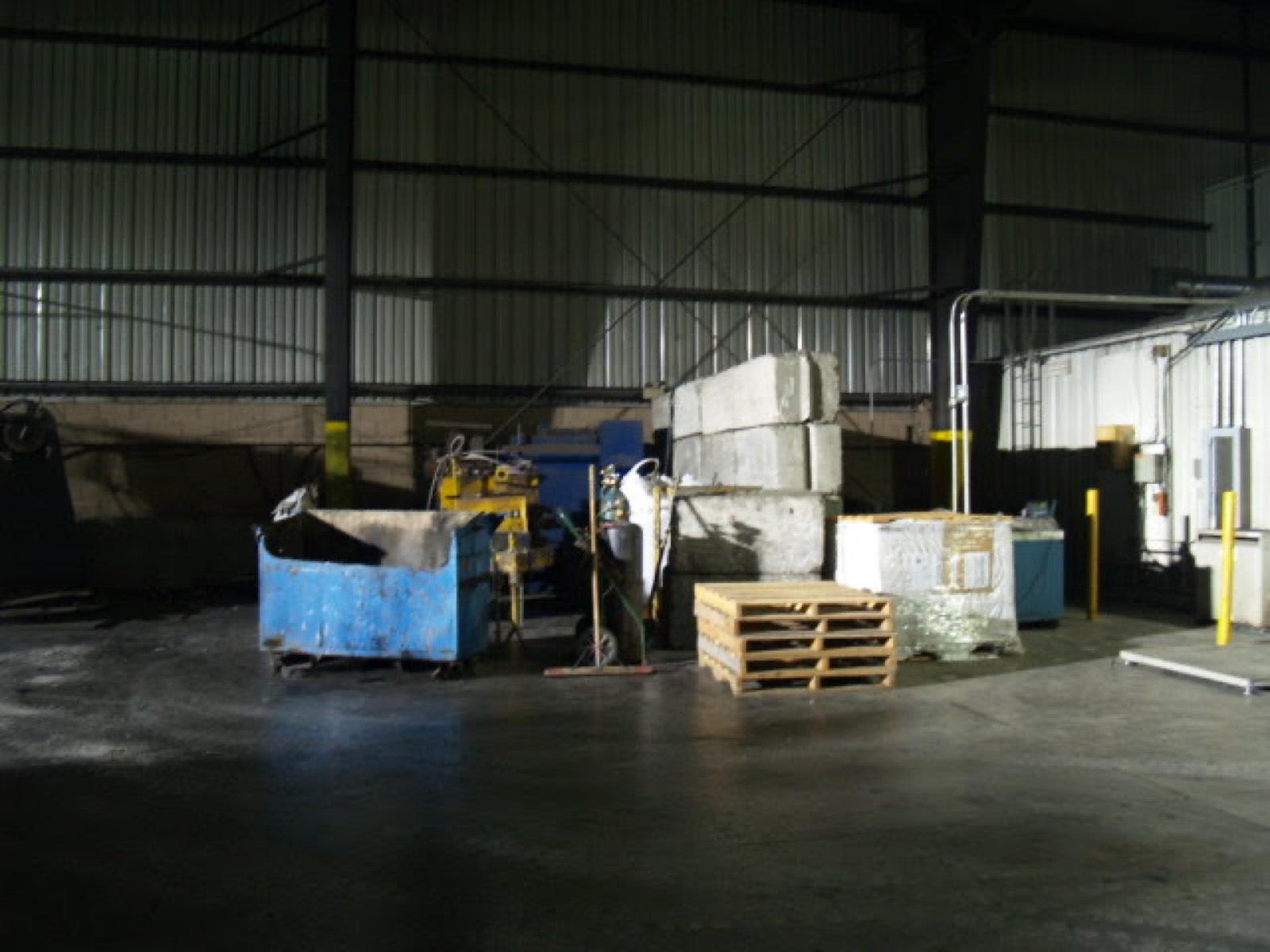 Industrial Factory Warehouse — photo 3
