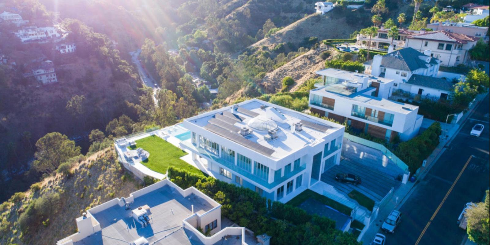 West Hollywood Light Up Modern Home — photo 5