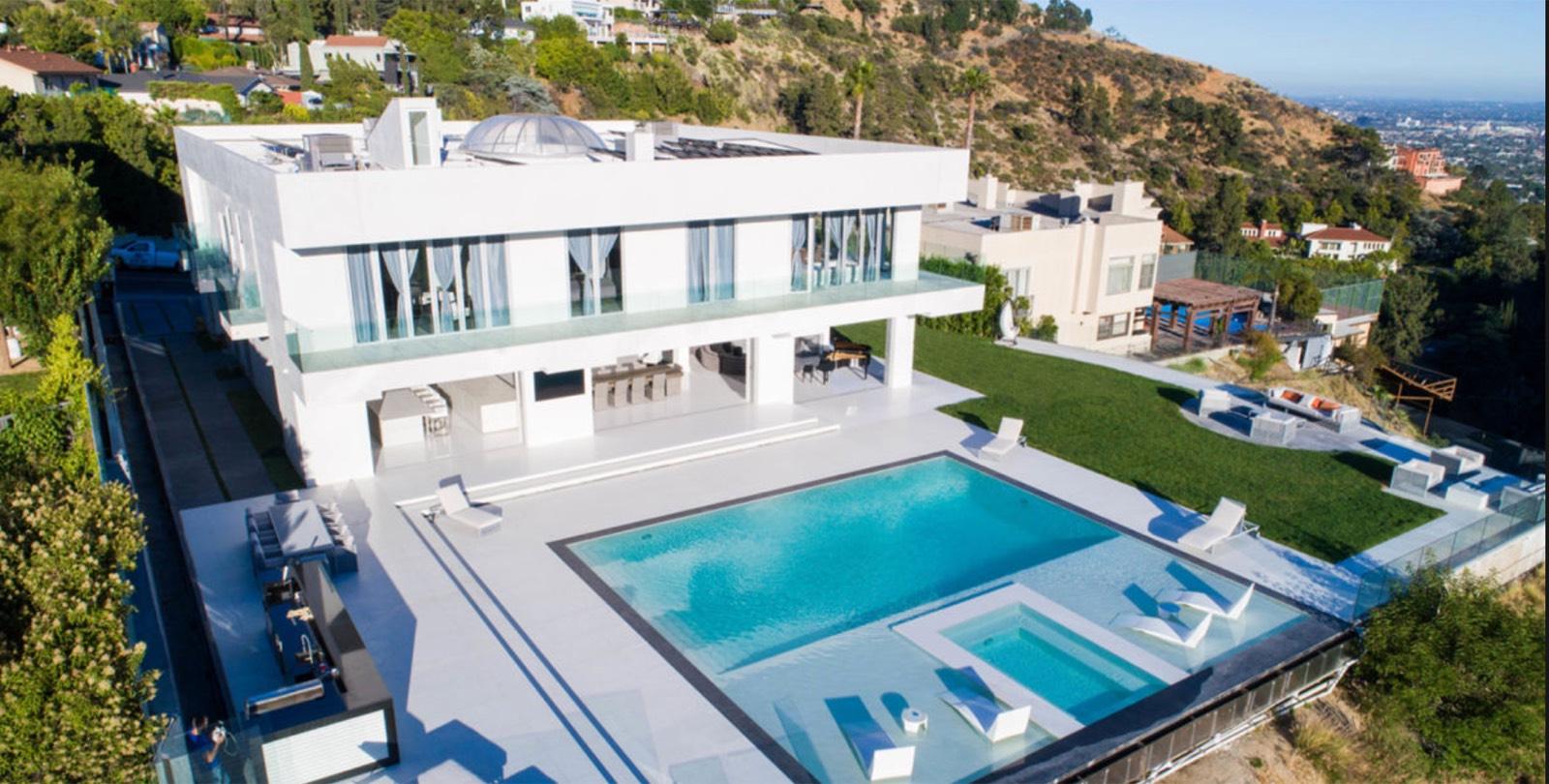 West Hollywood Light Up Modern Home — photo 7