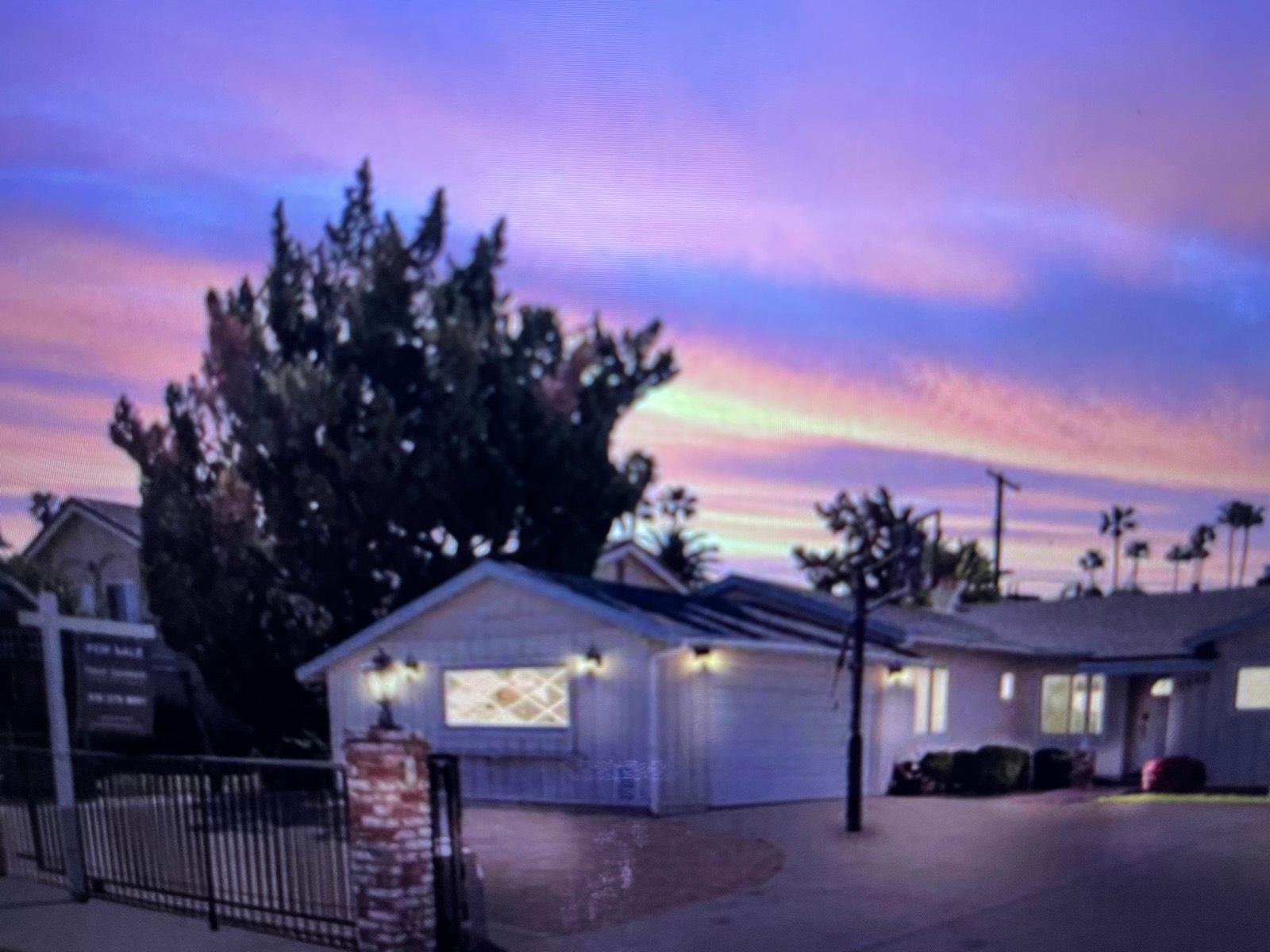 white 3 bedroom home — photo 2