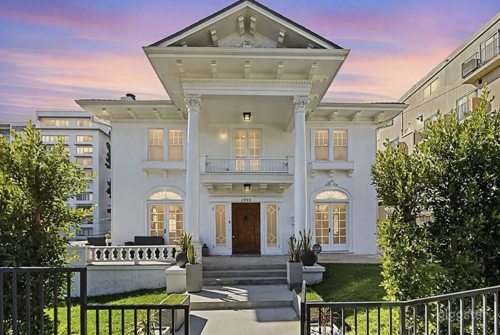 White House dream Home — photo 1