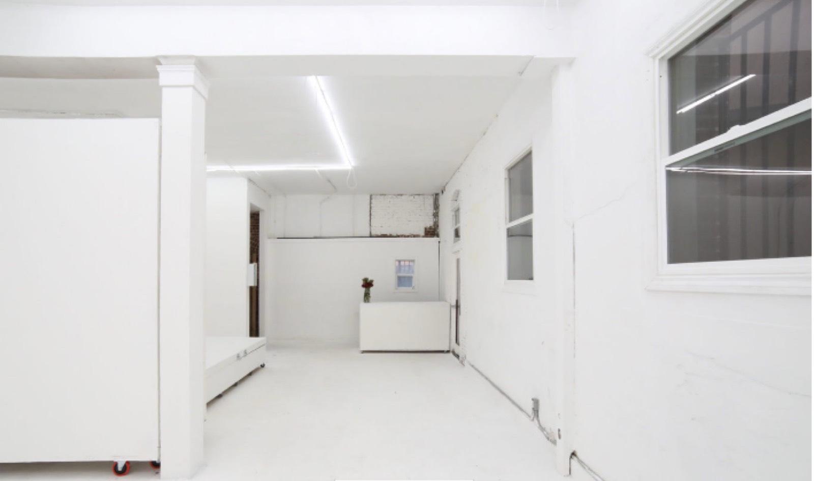 White Spacious Empty DTLA Gallery - Studio — photo 4