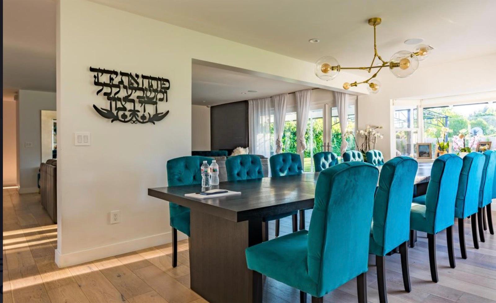 Woodland Hills Traditional Modern — photo 4