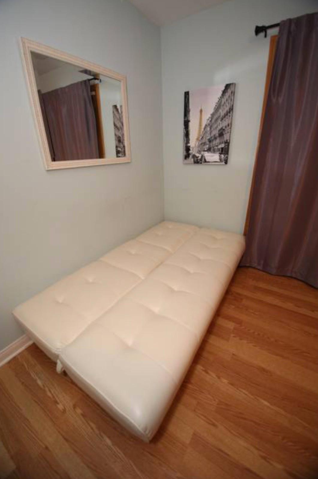 Woodlandhills Bungalow+Gameroom — photo 11