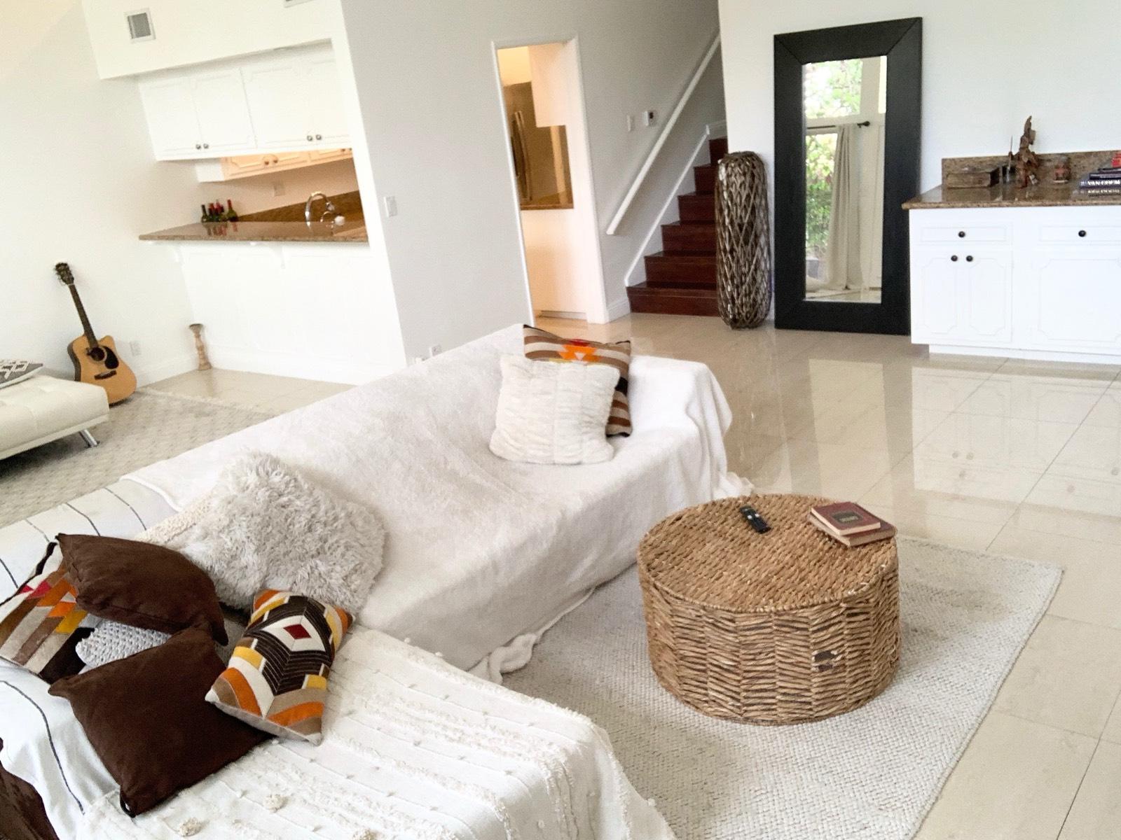X's Mod Townhouse — photo 2