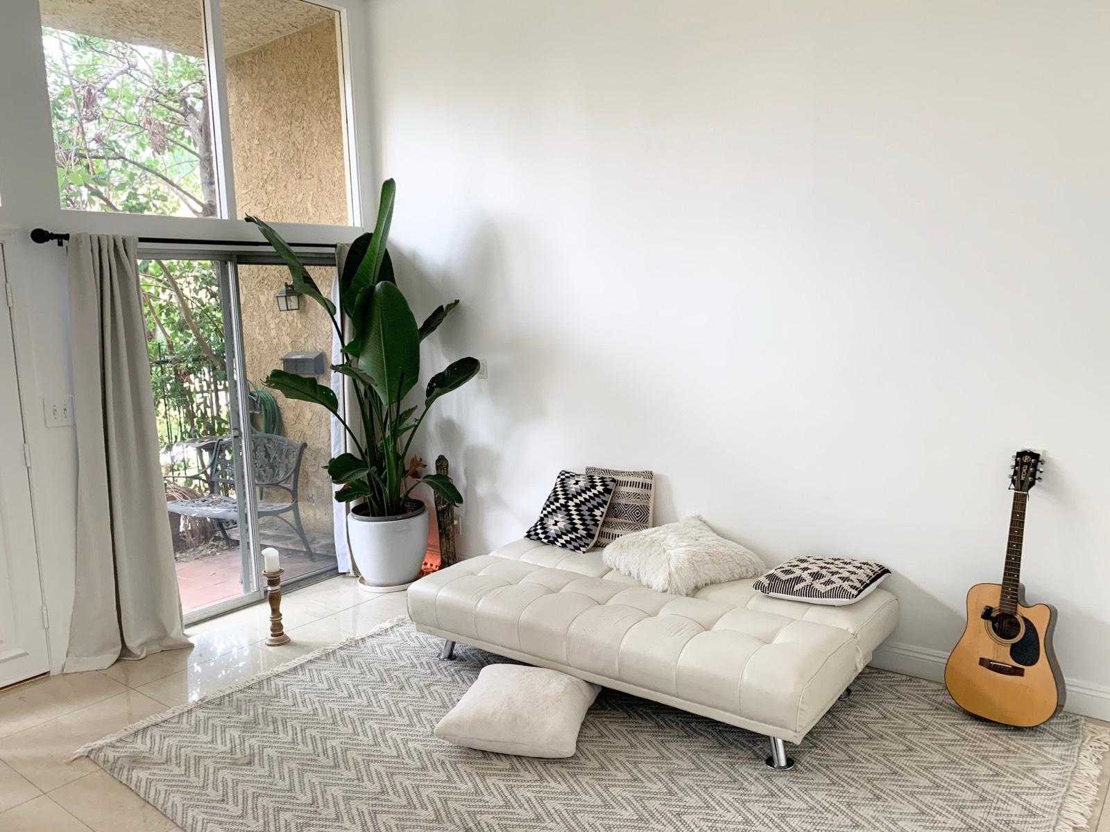 X's Mod Townhouse — photo 3