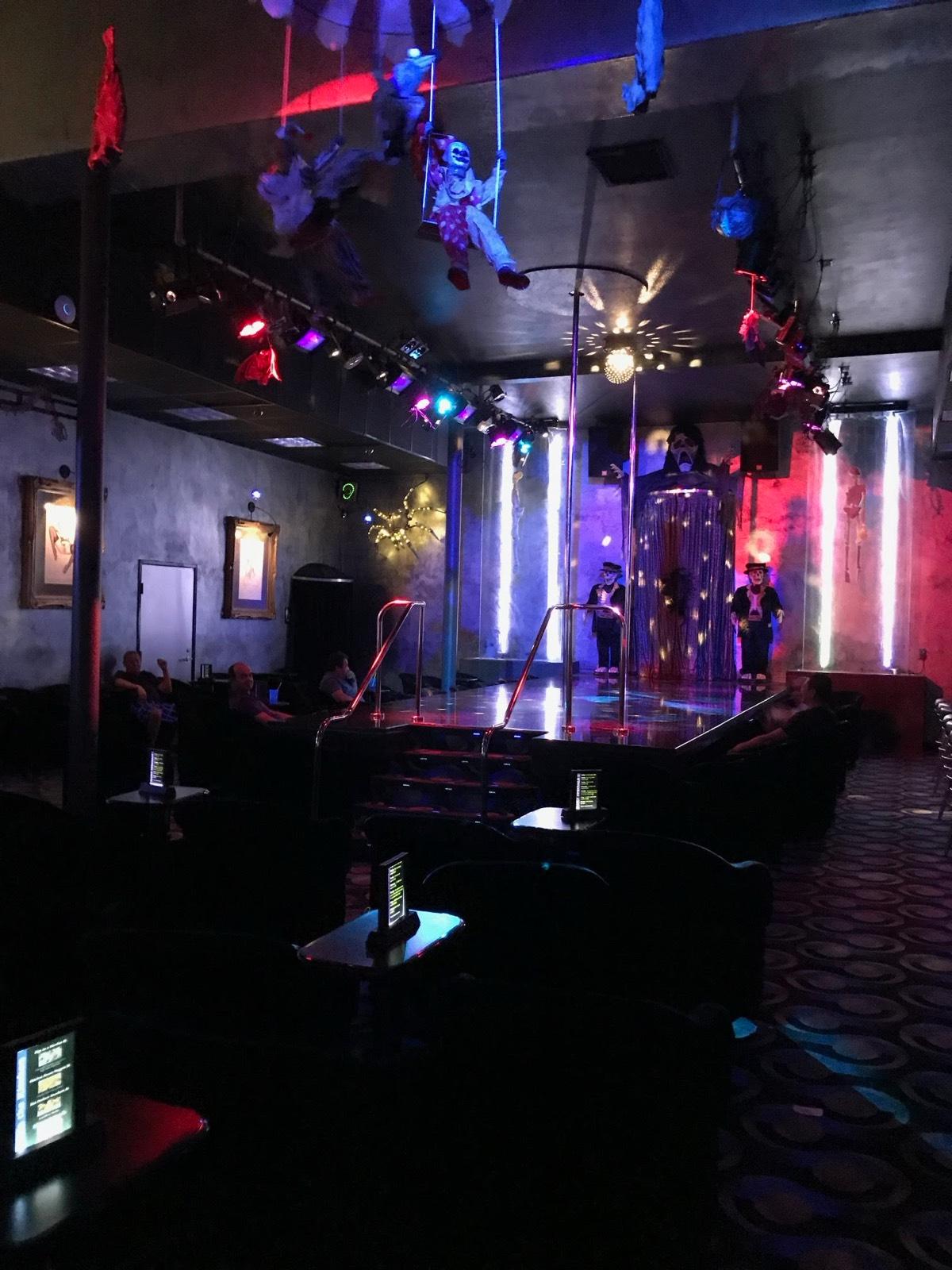 X Strip Club — photo 8