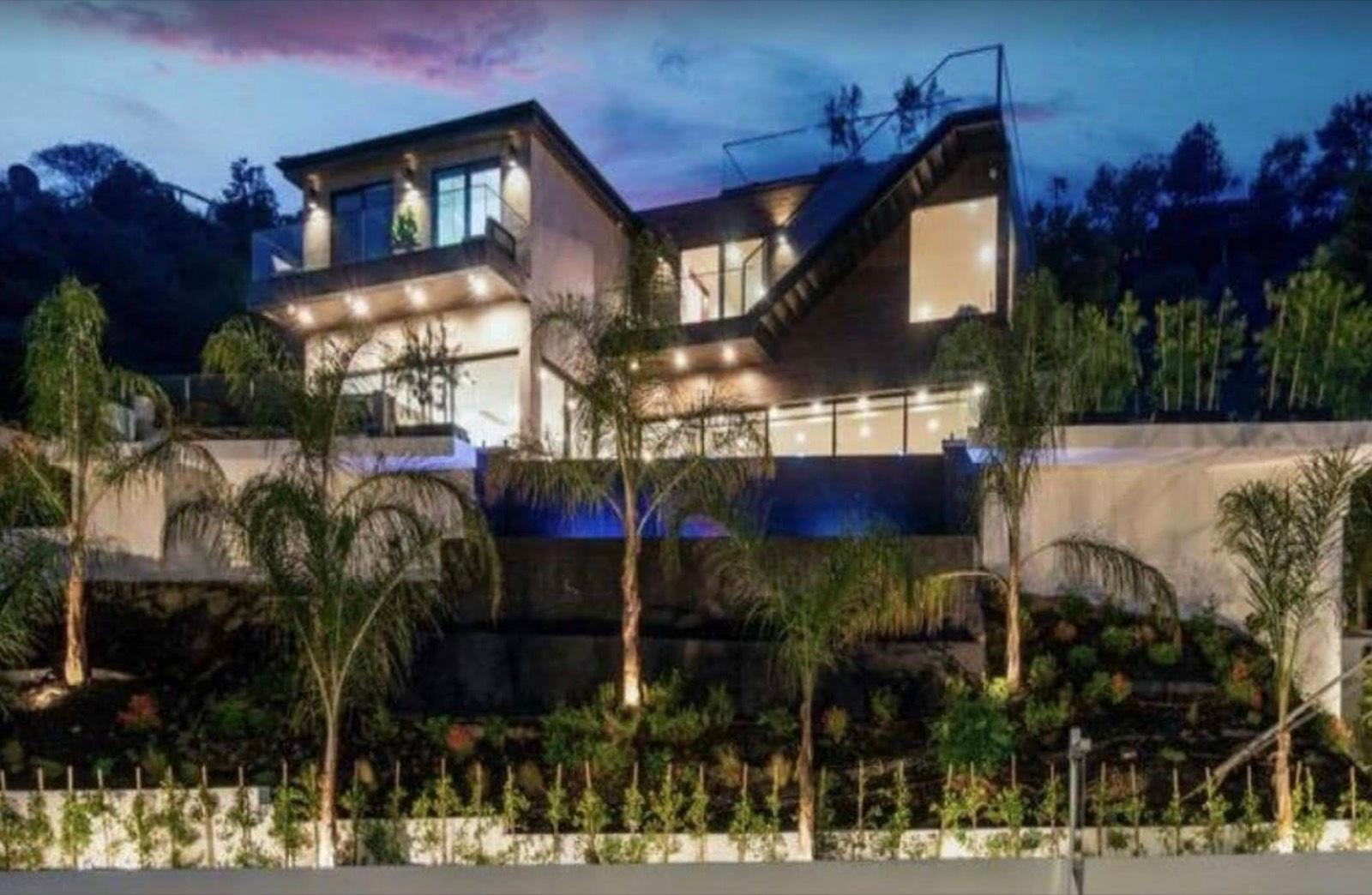 Y's Modern Mountain View — photo 4