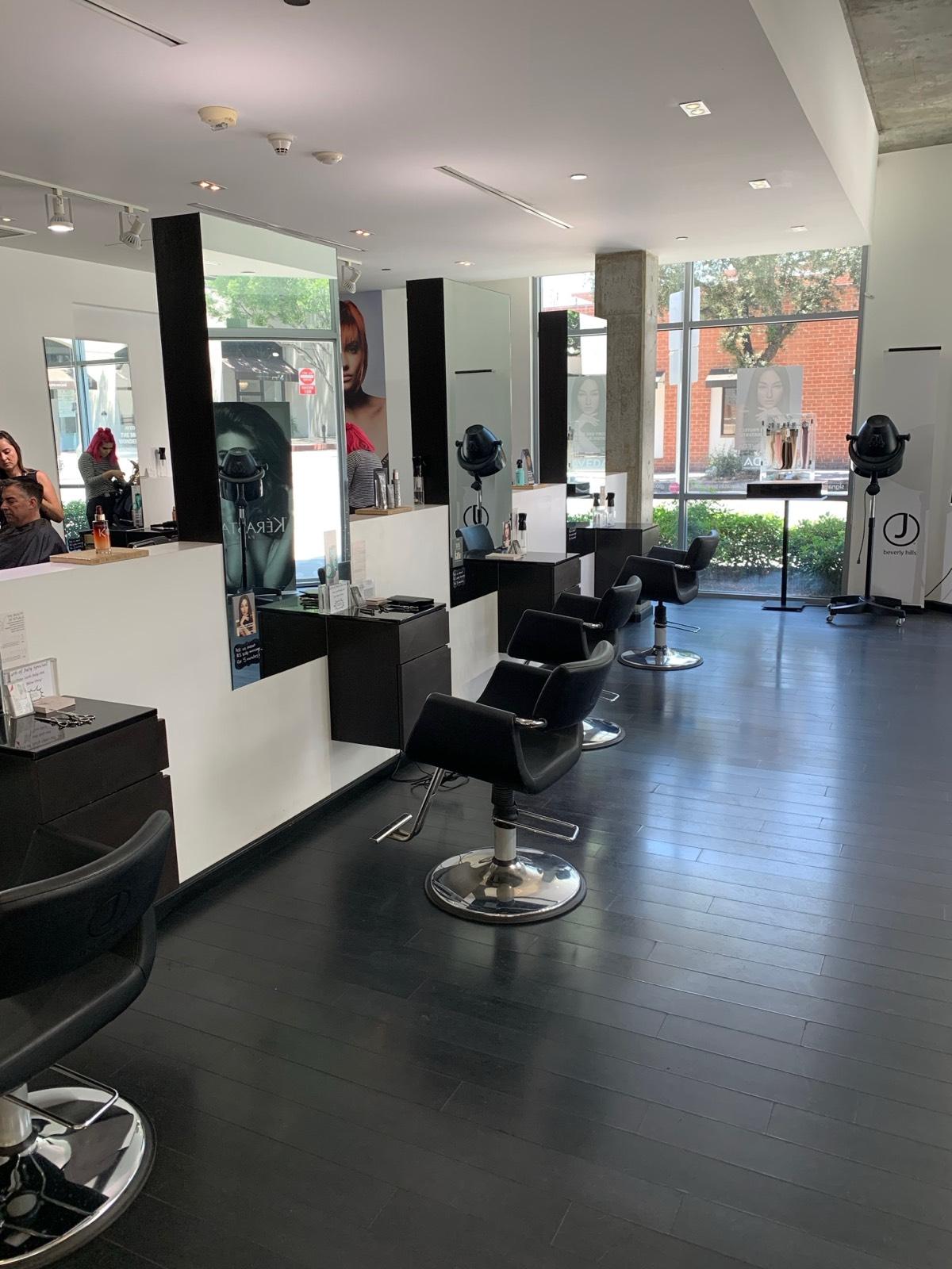 Y's Hair Salon — photo 2