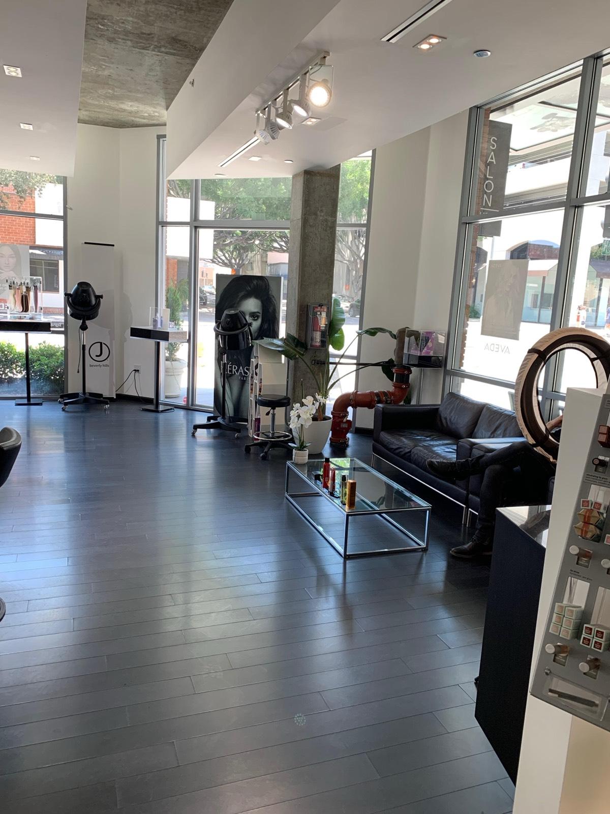 Y's Hair Salon — photo 3