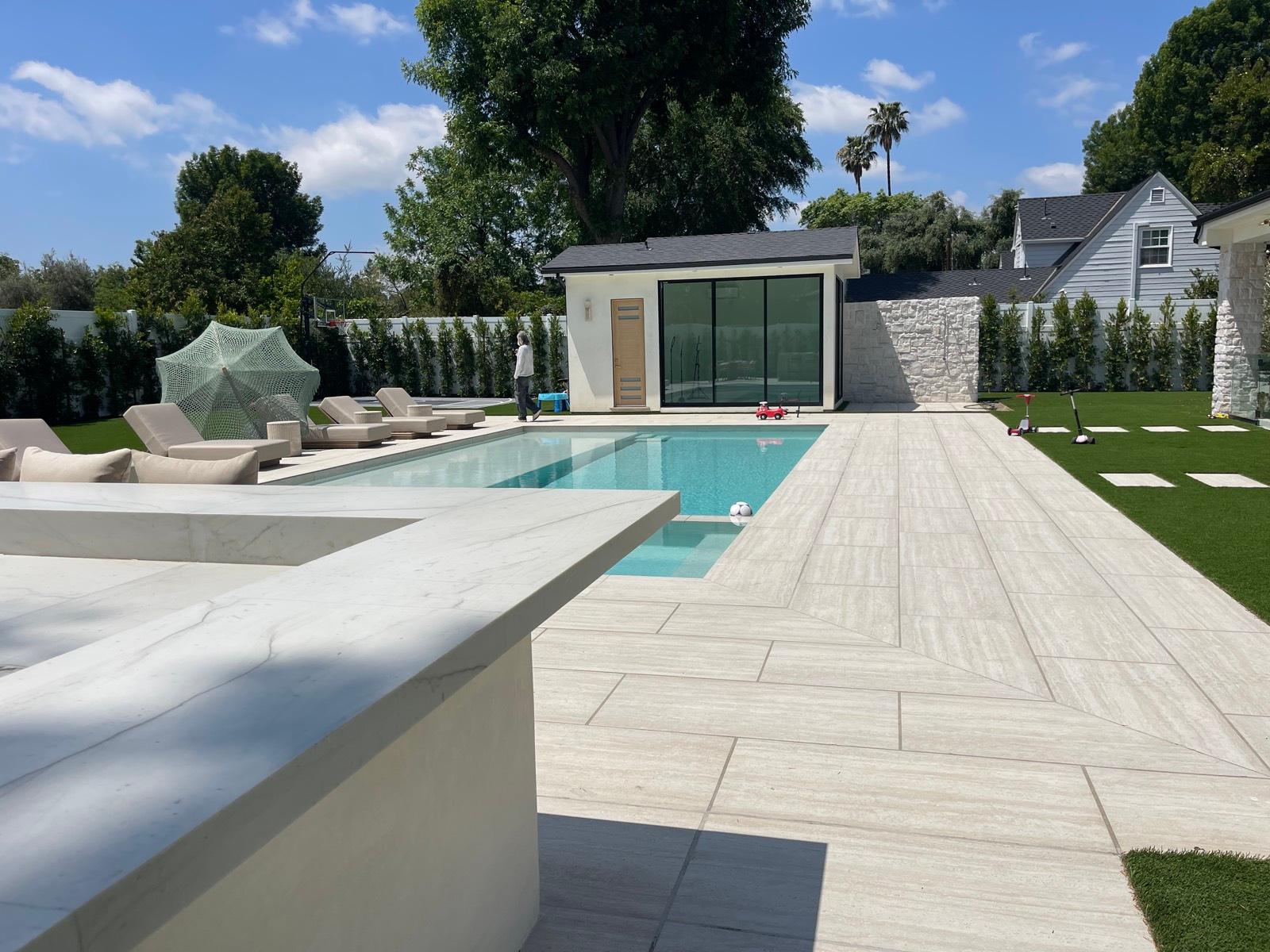 y’s mod mansion w large pool yard — photo 9