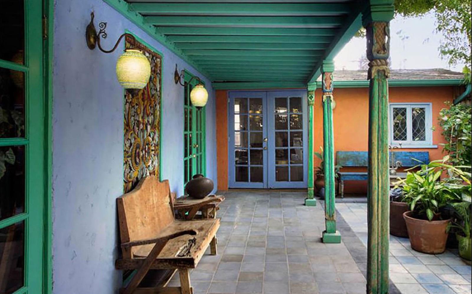 Y's Tropical House — photo 1
