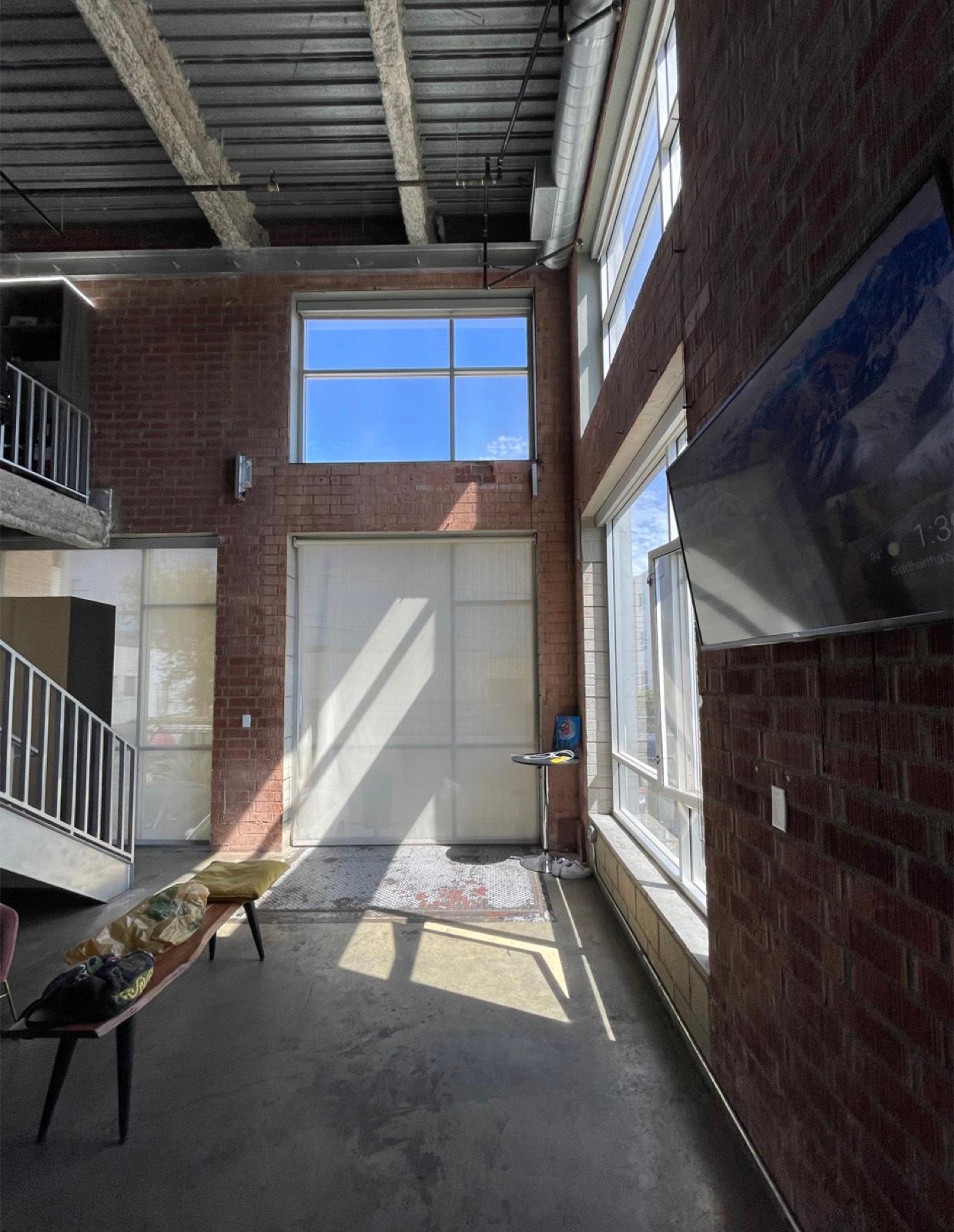 Z's Brick Valley Loft — photo 11